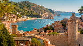 Spanien Costa Brava Tossa de Mar Foto Kavalenkava Volha.jpg